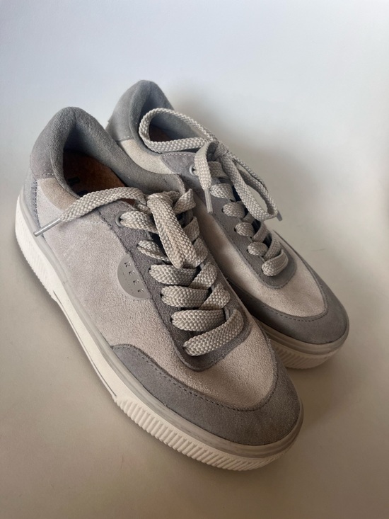 Reef Shoes - Reef Lay Day Lift Hidden Wedge Sneaker Women’s 8.5 Leather Gray White CJ6920